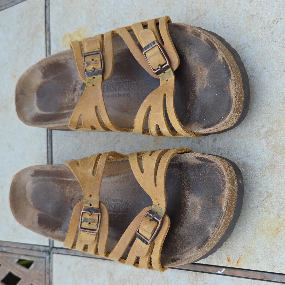 BIRKENSTOCK Granada Sandals Size 9- 9.5 - Picture 3 of 8